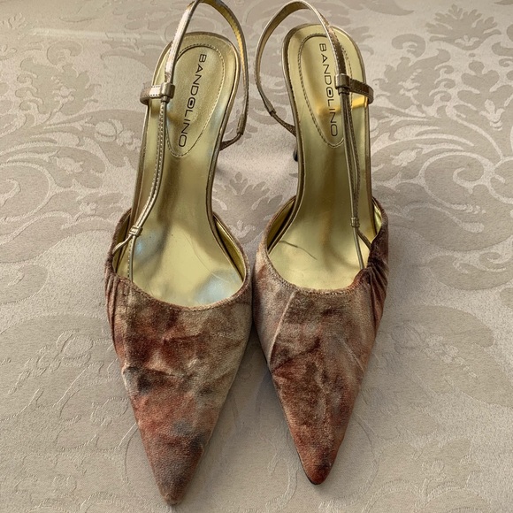 Bandolino Velvet Heels - Picture 1 of 5